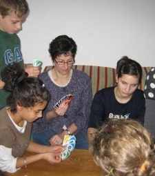 Playing Uno